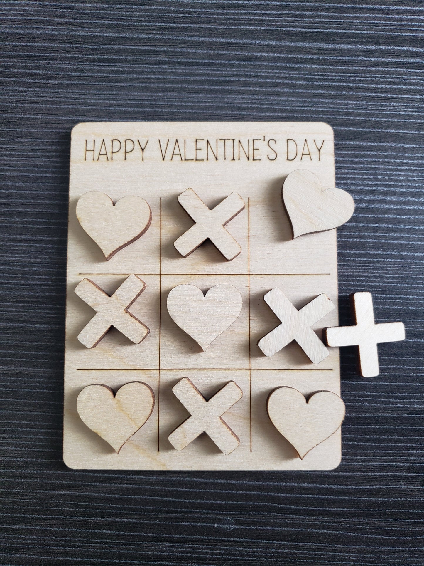 Happy Valentine's Day Tic Tac Toe
