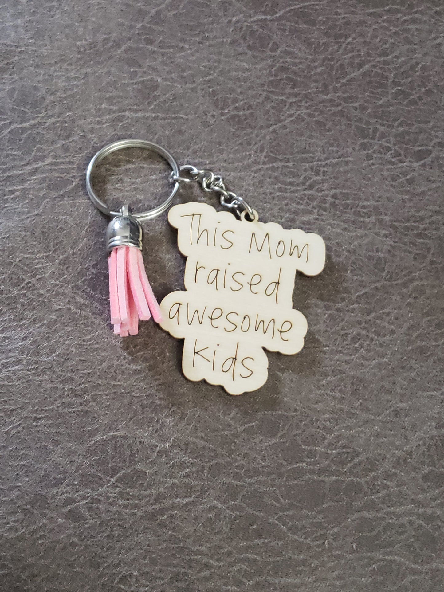 This Mom raised awesome kids keychain