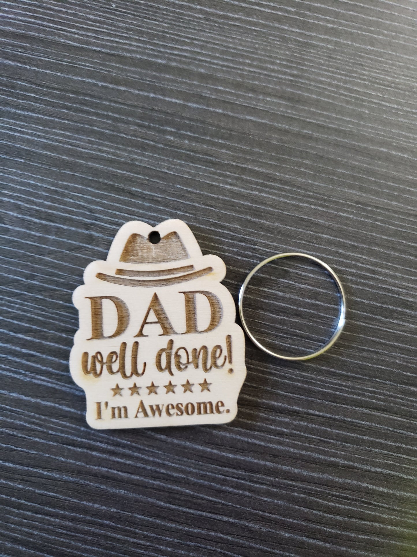 Dad well done I'm Awesome Personalized keychain