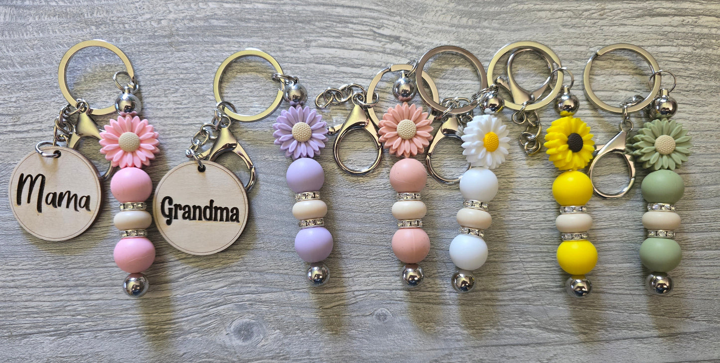 Daisy Silicone beaded keychains Personalized