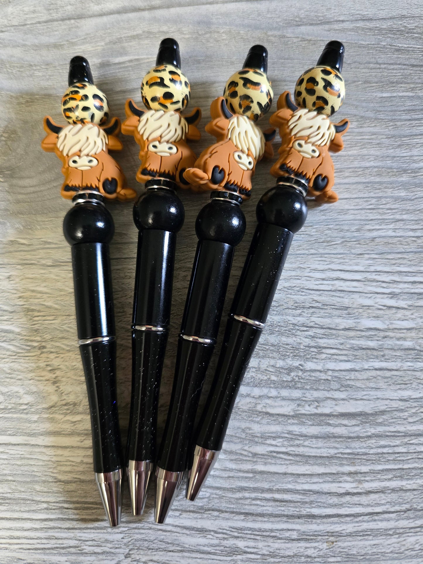 Highland Cow Beaded pens