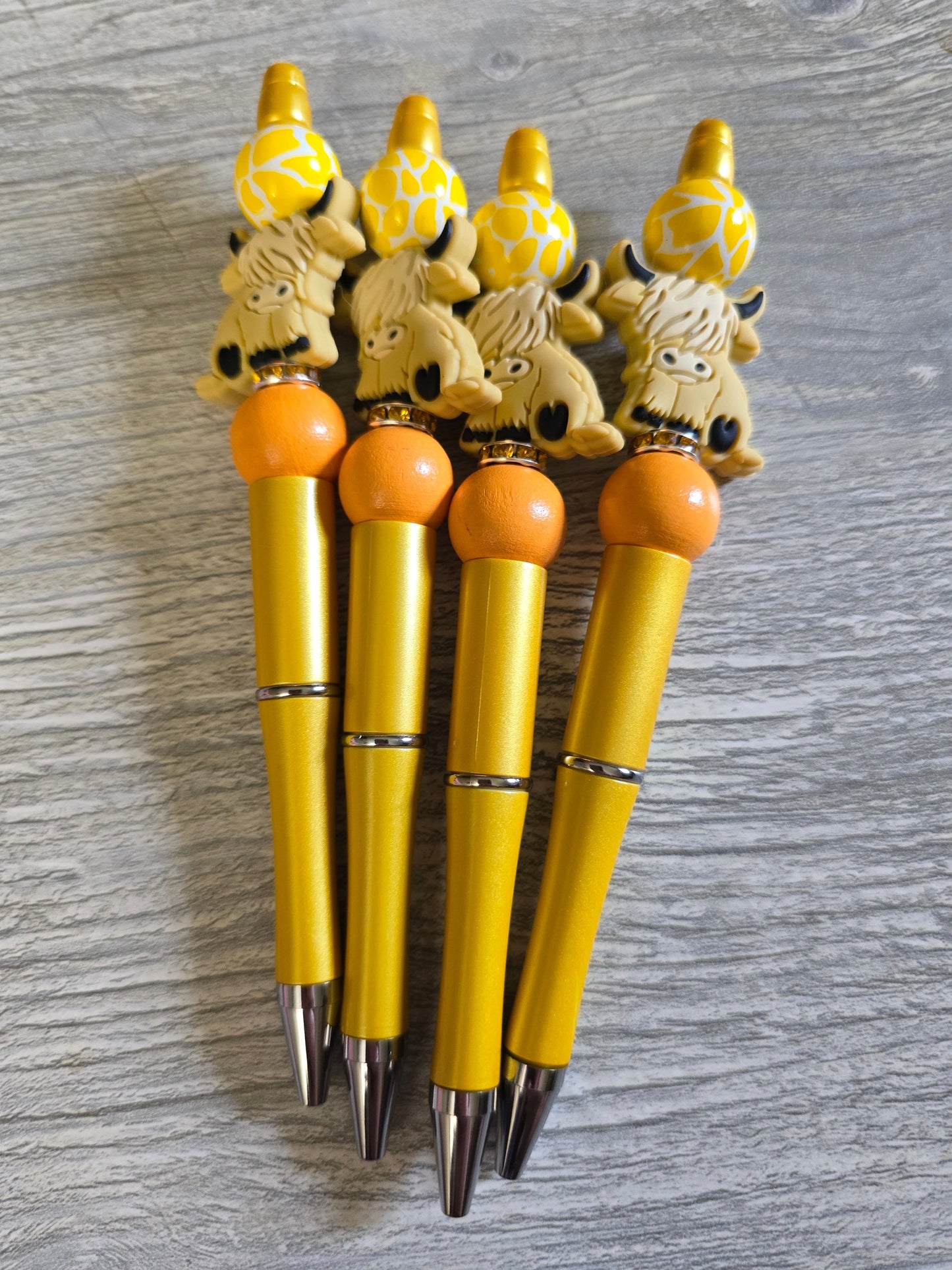 Highland Cow Beaded pens