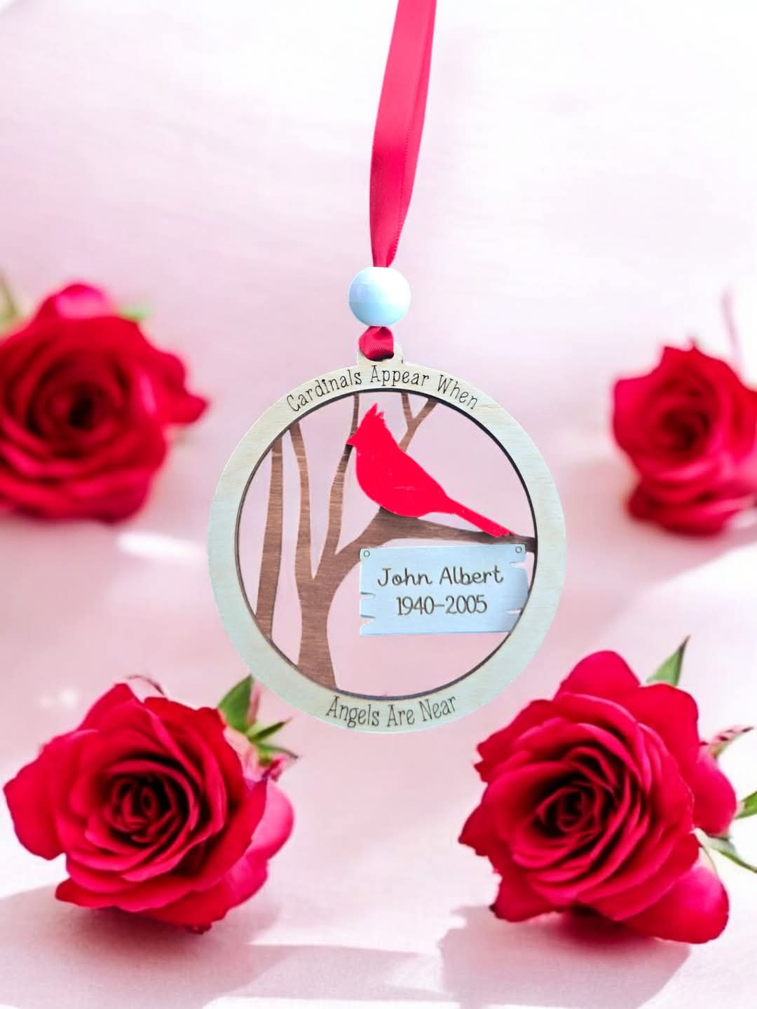 Cardinals appear when Angels are near personalized ornament
●●Ornament with backer are limited quantity●●