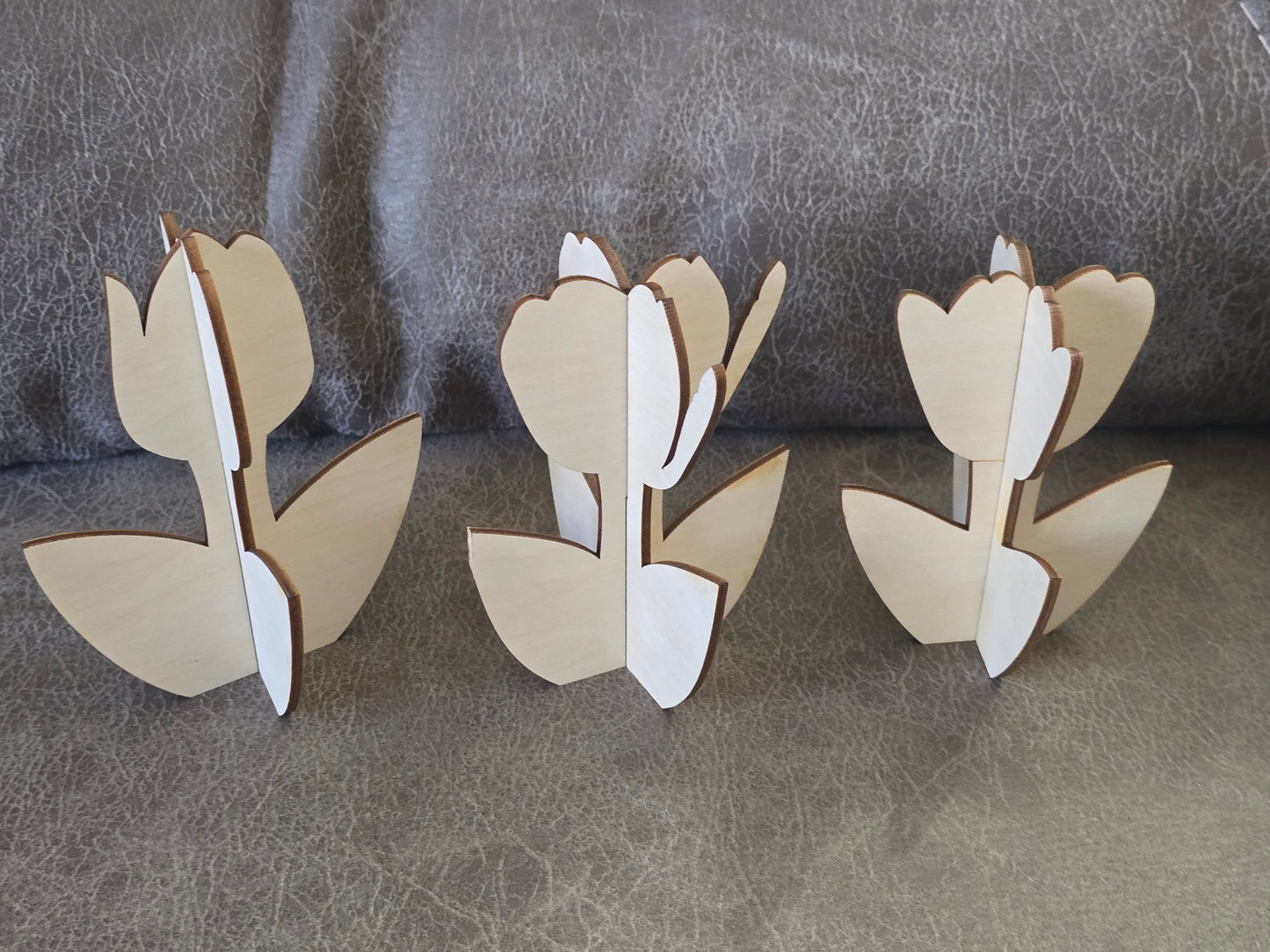 Wood tulips set of 3 unfinished