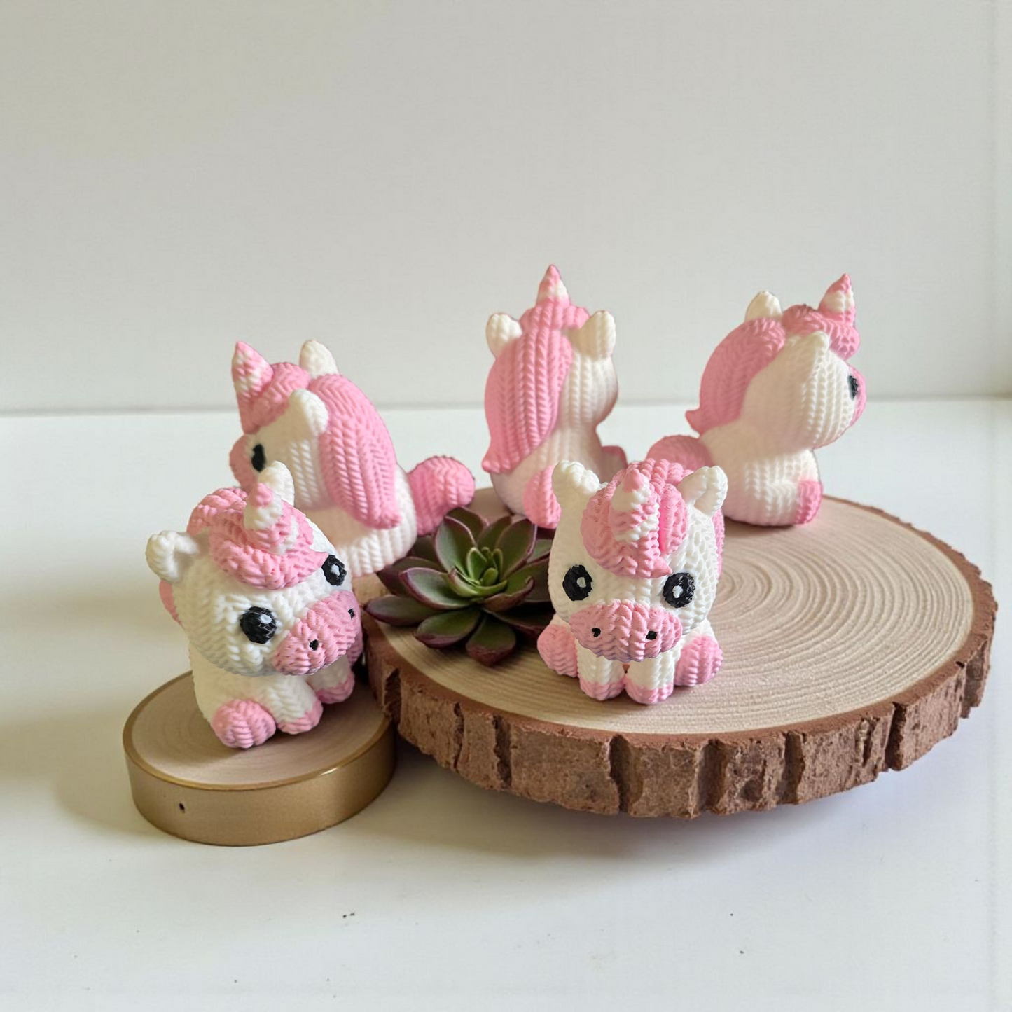 3D printed plastic Knitted (look) unicorns