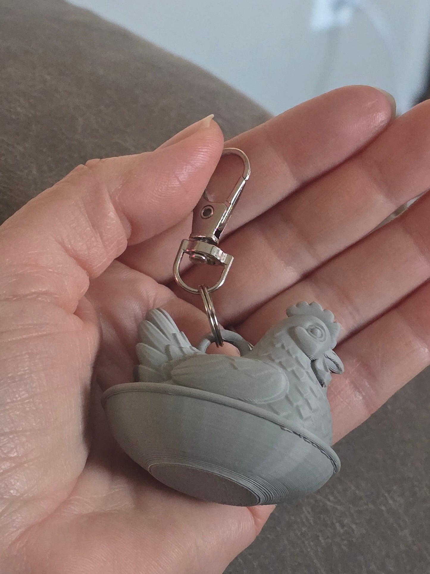 3D printed Hen chicken in a nest magnet or keychain