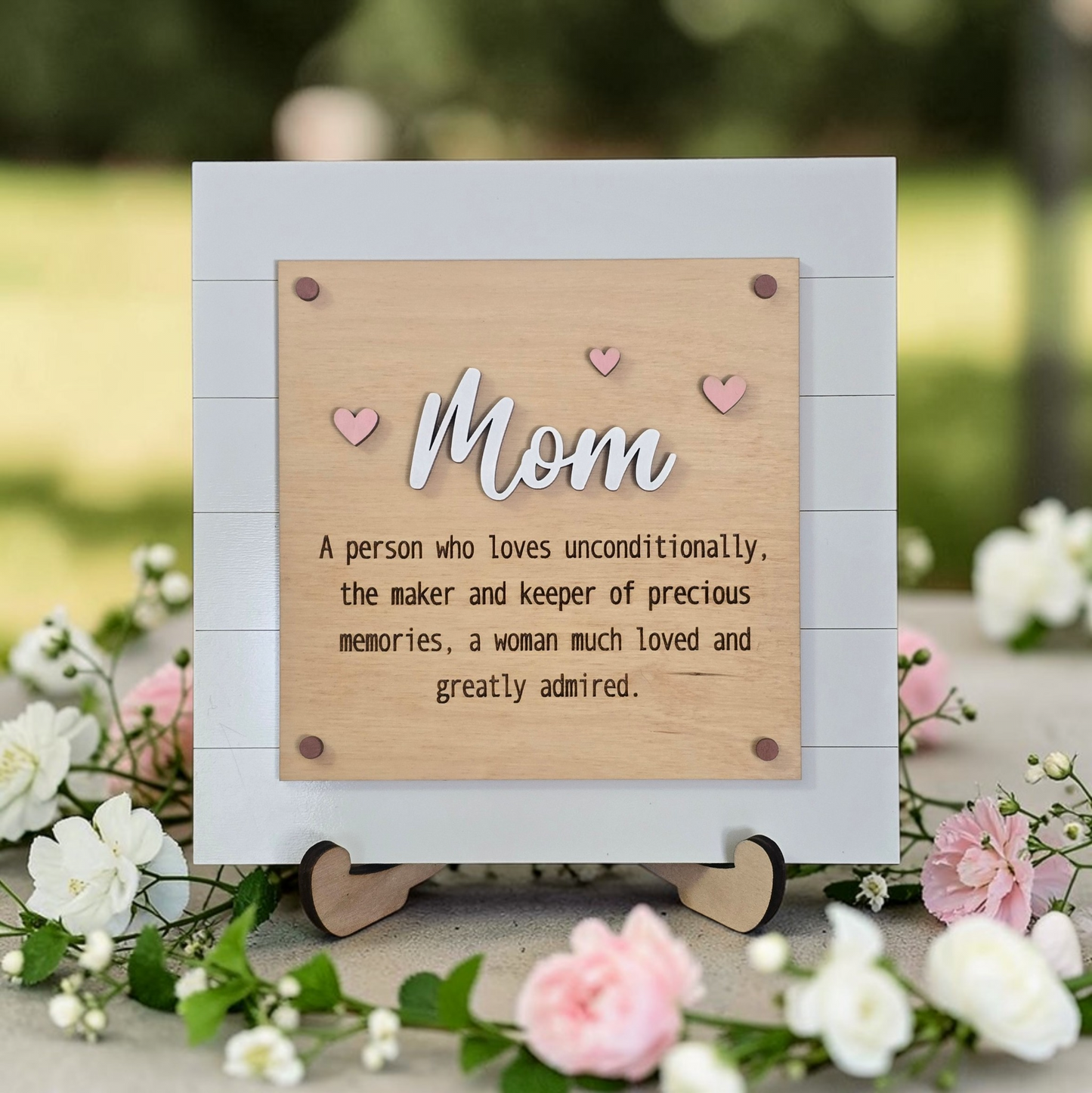 Mom shiplap sign 7" personalized with title name