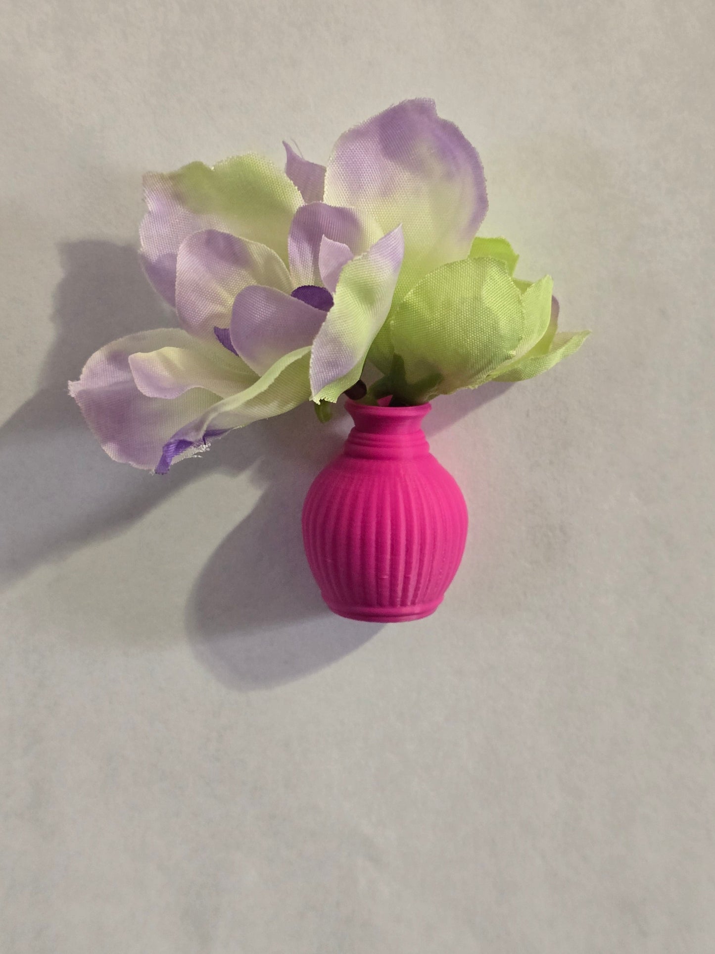 3D printed small flower vase magnet