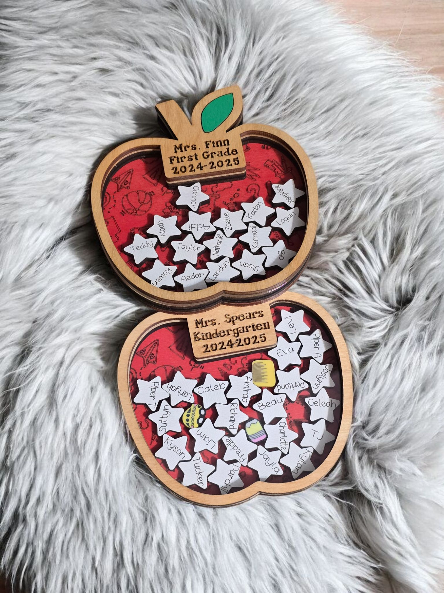 Teacher Apple Shaker with students names personalized magnet