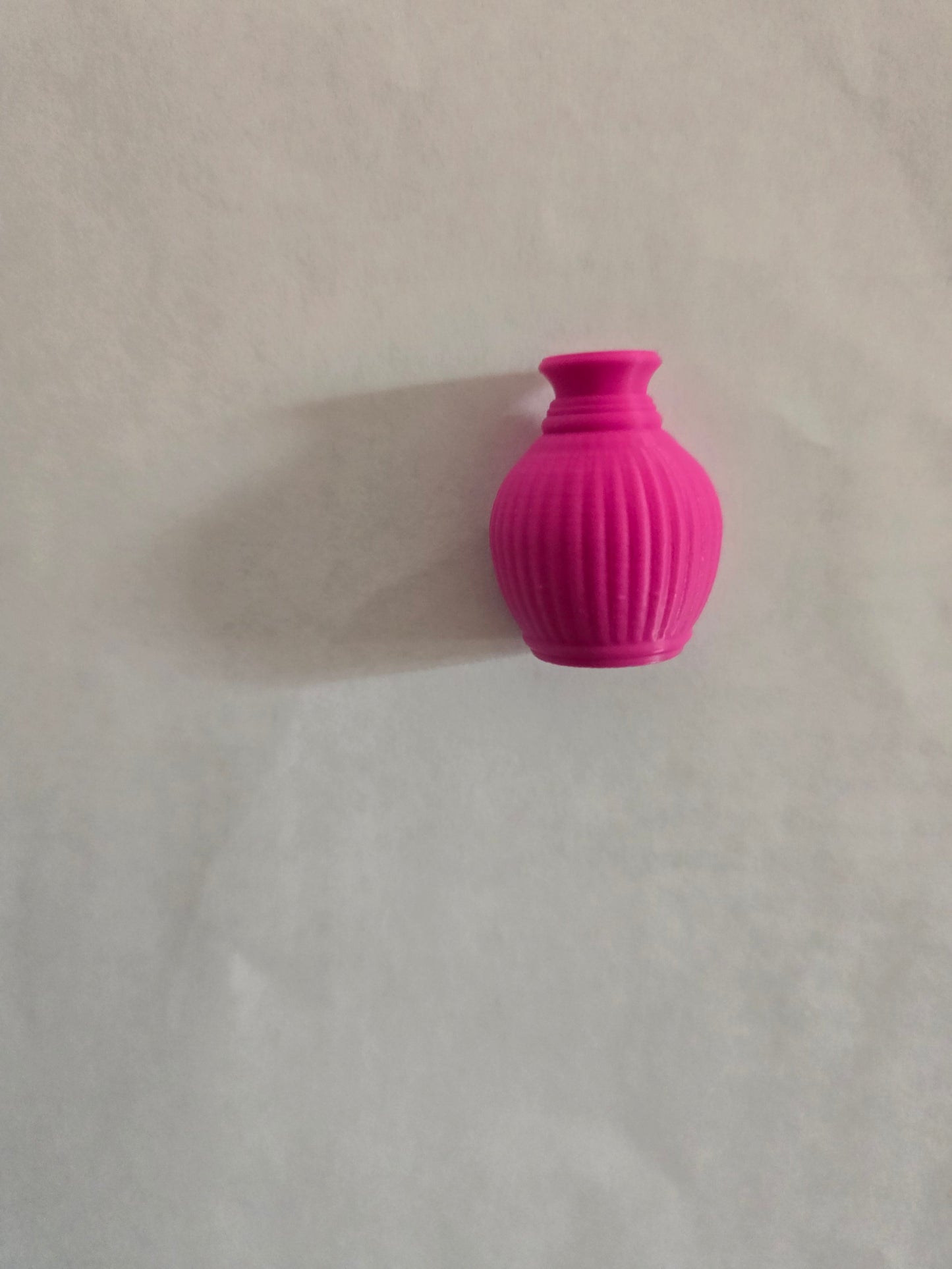 3D printed small flower vase magnet