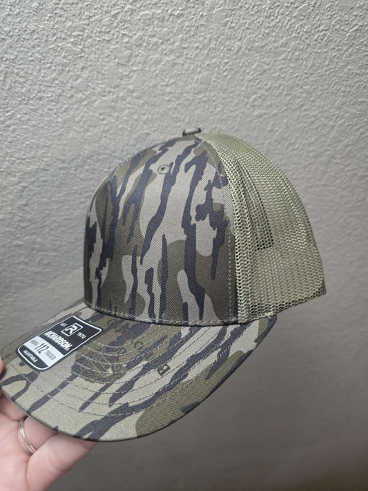 Mossy Oak Bottomland/ Loden personalized Richardson Hat