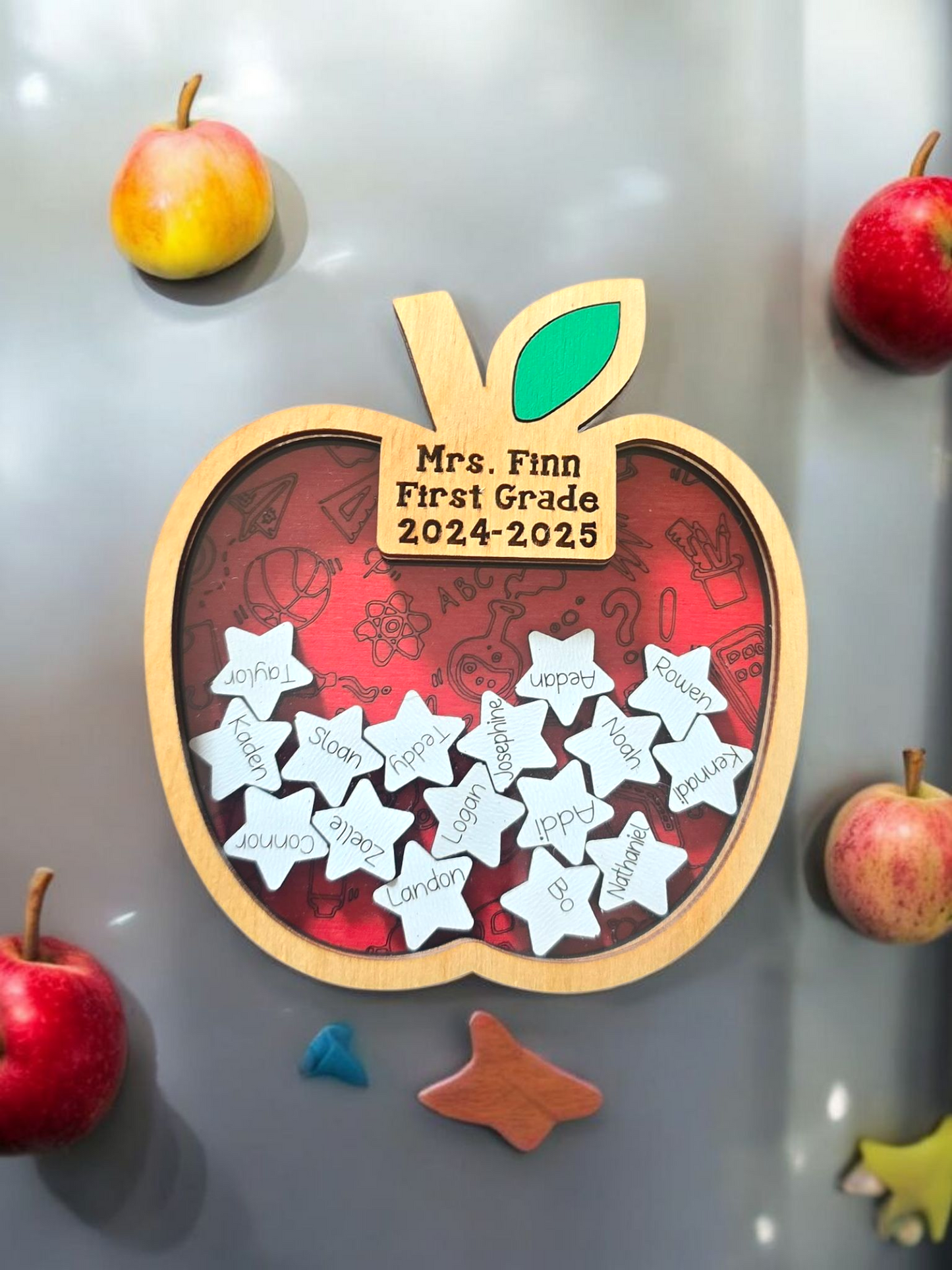 Teacher Apple Shaker with students names personalized magnet